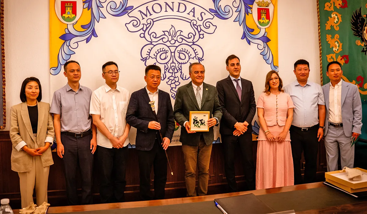 Visita-Xinjin-Talavera-de-la-Reina-IPETA-portada