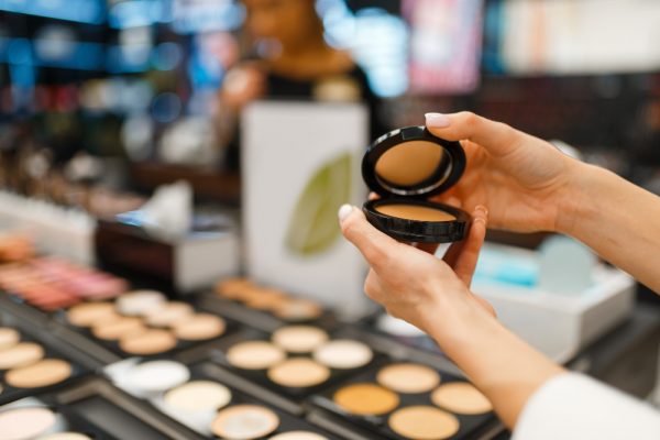 cosmetica-ofertas-de-empleo-Ipetalavera